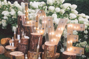 Creating a Cohesive Look: Tips for Styling Your Wedding from Ceremony to Reception